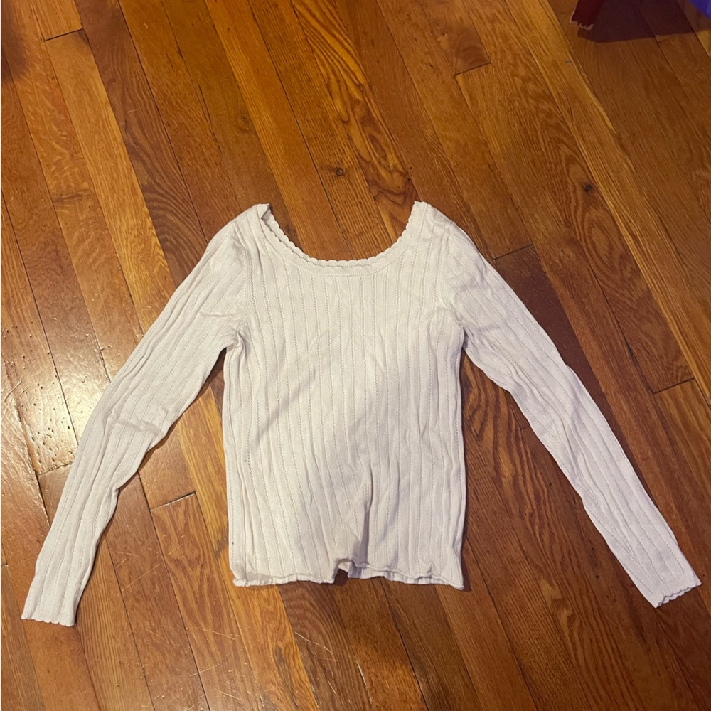 Scallop-neck long sleeve!